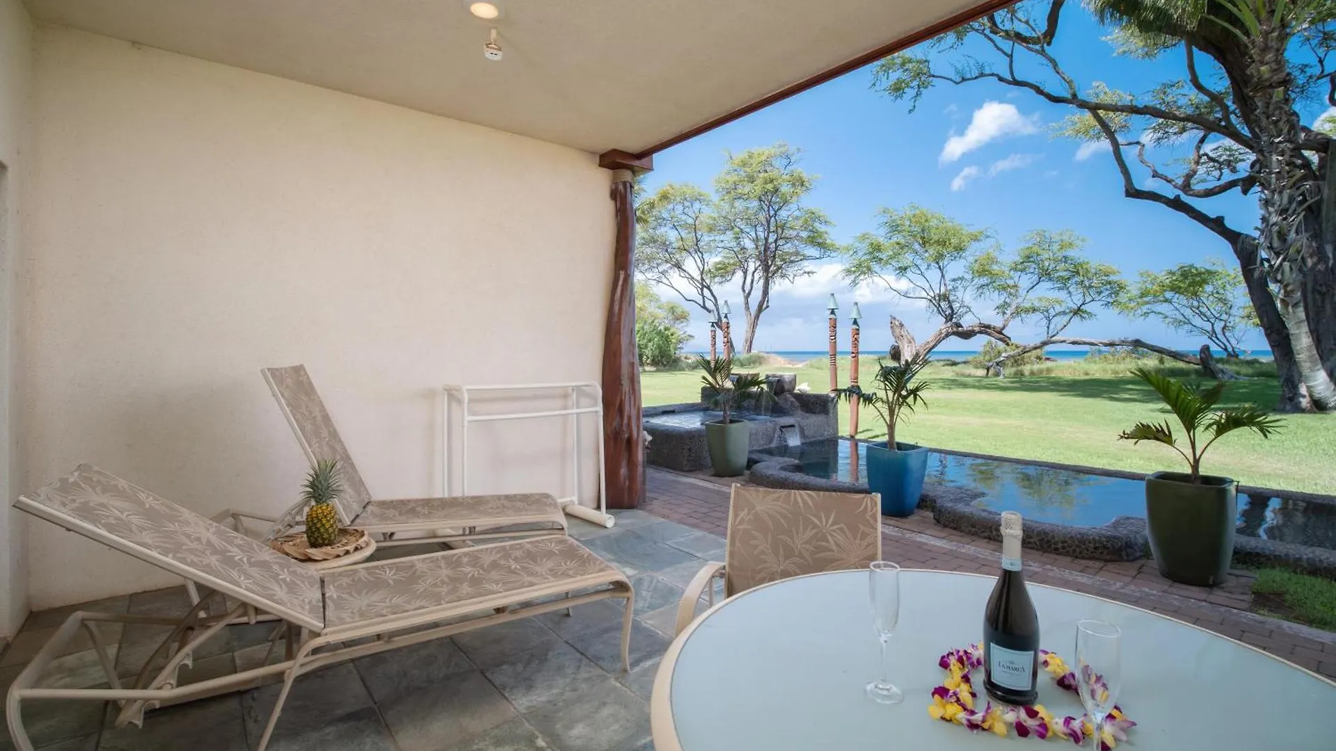 Aloha Aku Bamboo2 Suite - A Serene Retreat By The Shore Kihei Appartement