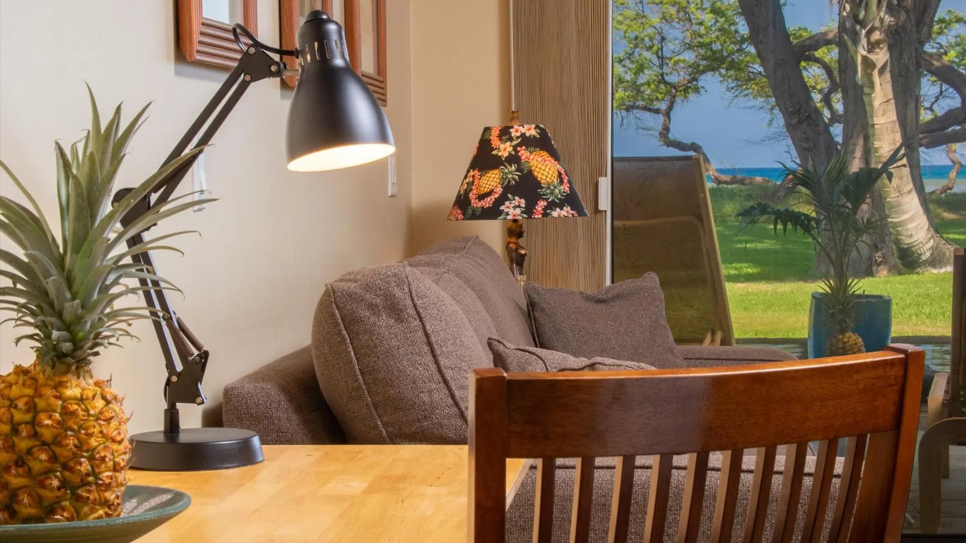 Aloha Aku Bamboo2 Suite - A Serene Retreat By The Shore Kihei